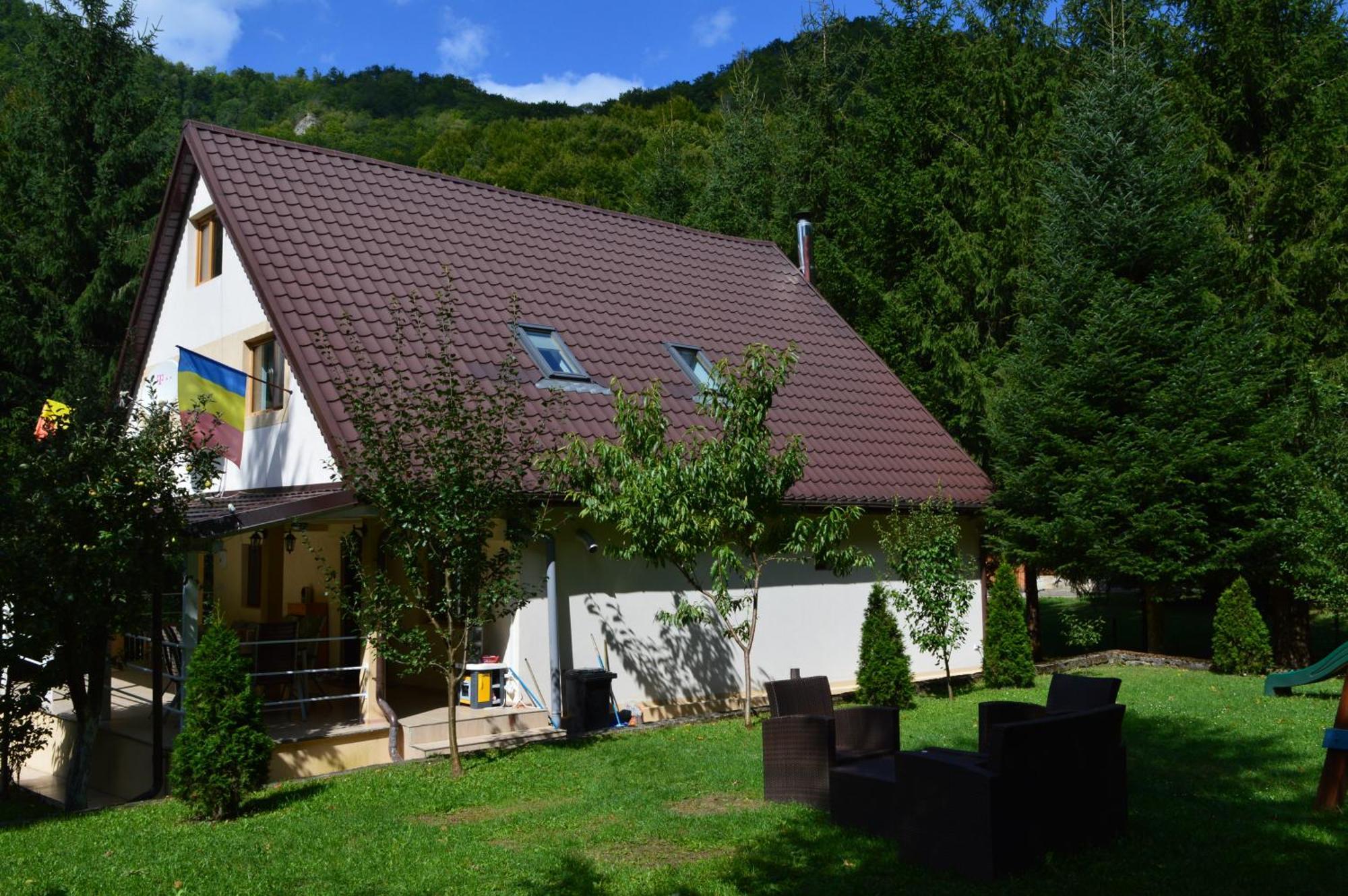 Hotel Casa Aris Lepsa Vrancea Esterno foto